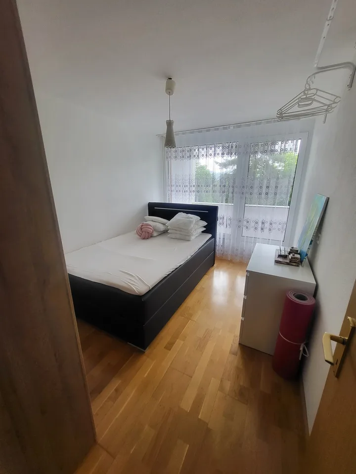 Exklusive möbelierte Business-Wohnung mit Homeoffice