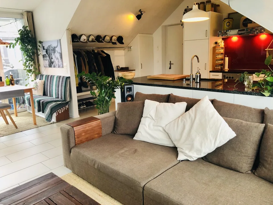 Befristet (01.09. bis 27.11.) 2,5 Zimmer Wohnung in Windisch