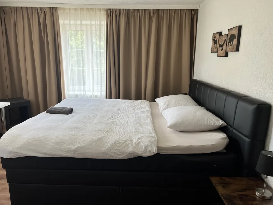 Zimmer mit eigene Badezimmer
