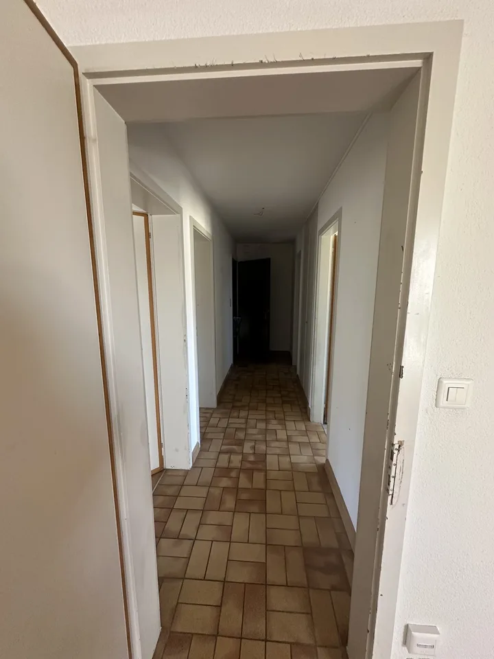 Helle 3.5-Zimmerwohnung im 4. OG – Kleine Allmend 3, Sissach