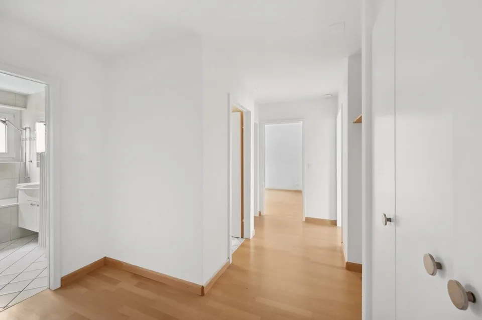 4.5-Zimmerwohnung mit Balkon - Sommeraktion: 1 Monat mietzinsfrei! – foto 9 di 10