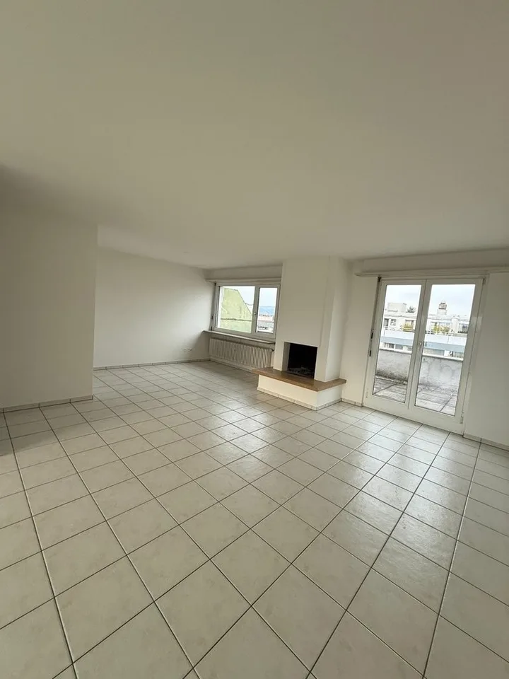 Wohntraum mit Cheminee & grosser Terrasse - 1 Monat mietzinsfrei!