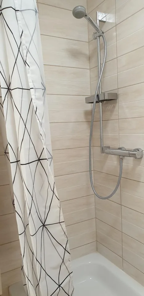 WG-Zimmer mit Küche & Badezimmer in 79639 Grenzach-Wyhlen – nahe Lörrach/Basel - DEUTSCHLAND
