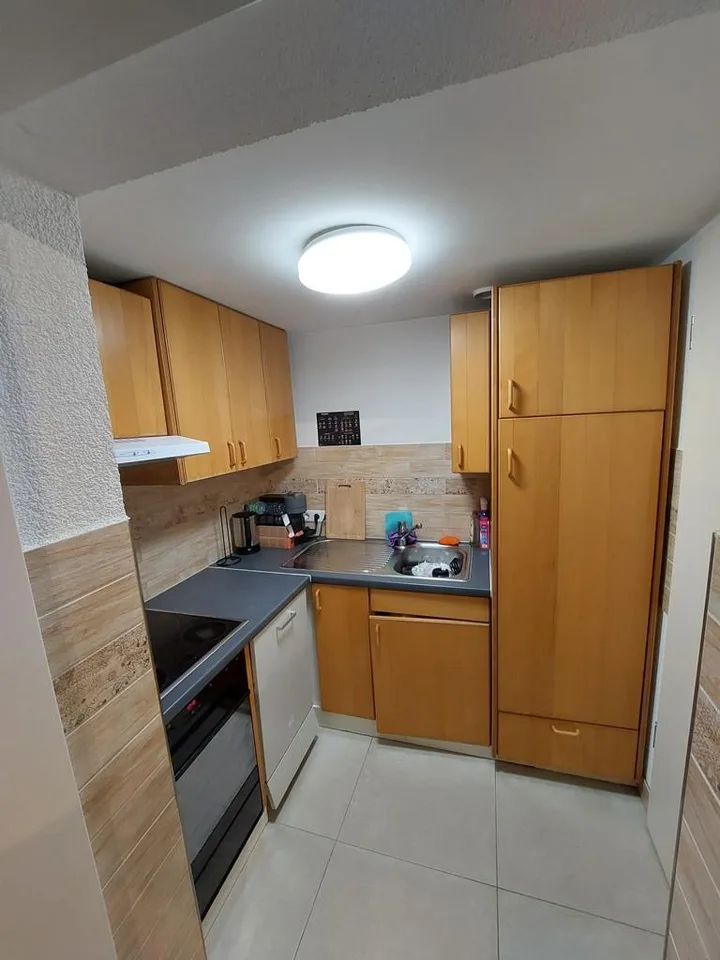 WG-Zimmer mit Küche & Badezimmer in 79639 Grenzach-Wyhlen – nahe Lörrach/Basel - DEUTSCHLAND