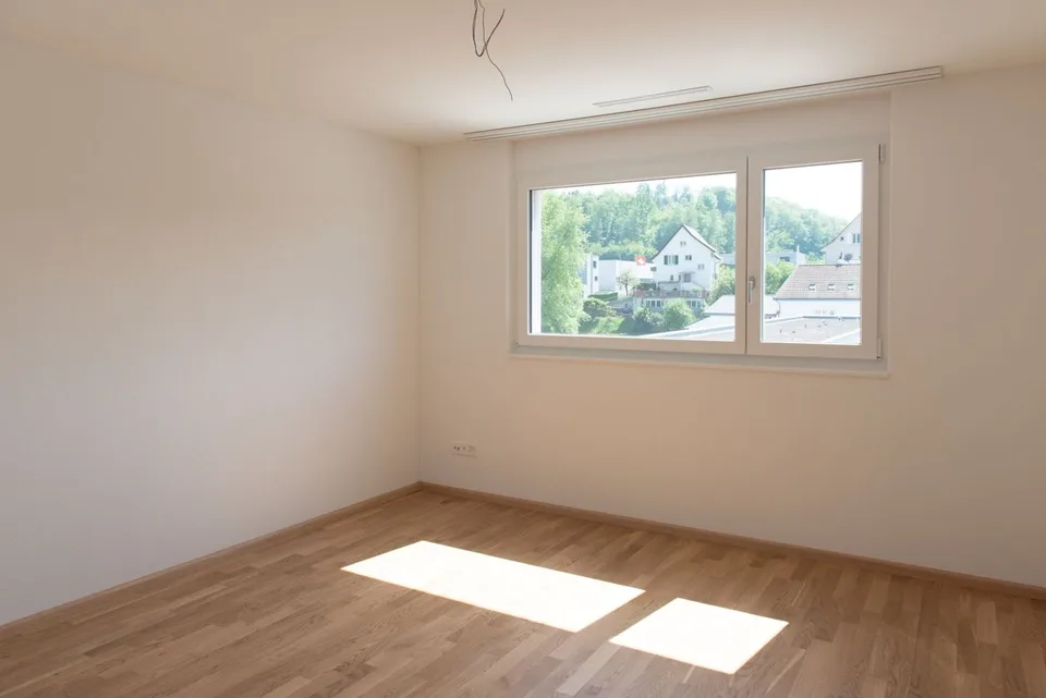 Grosszügige und moderne 3.5 Zimmerwohnung – Foto 6 von 9