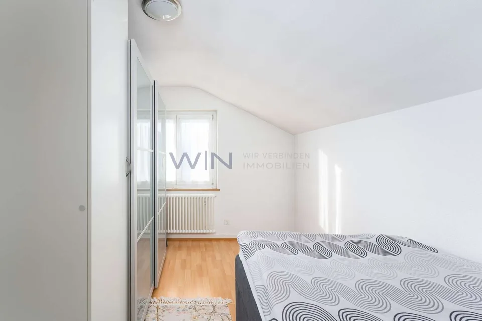 Saniert mit Charakter: Garten, Laube, Garage – foto 12 di 13