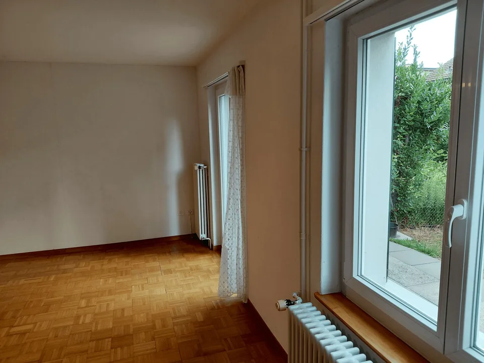 Ruhige aber zentrale 3er-WG mit Garten
