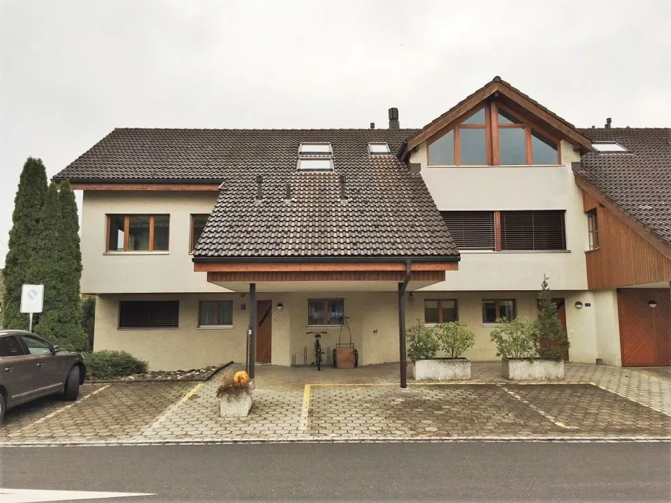 GEWERBEFLÄCHE (40M2) | GERÄUMIG | PLATZ FÜR KREATIVITÄT