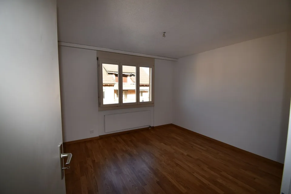 "Neu renovierte 3.5-Zimmer Wohnungen an begehrter Lage zu vermieten"