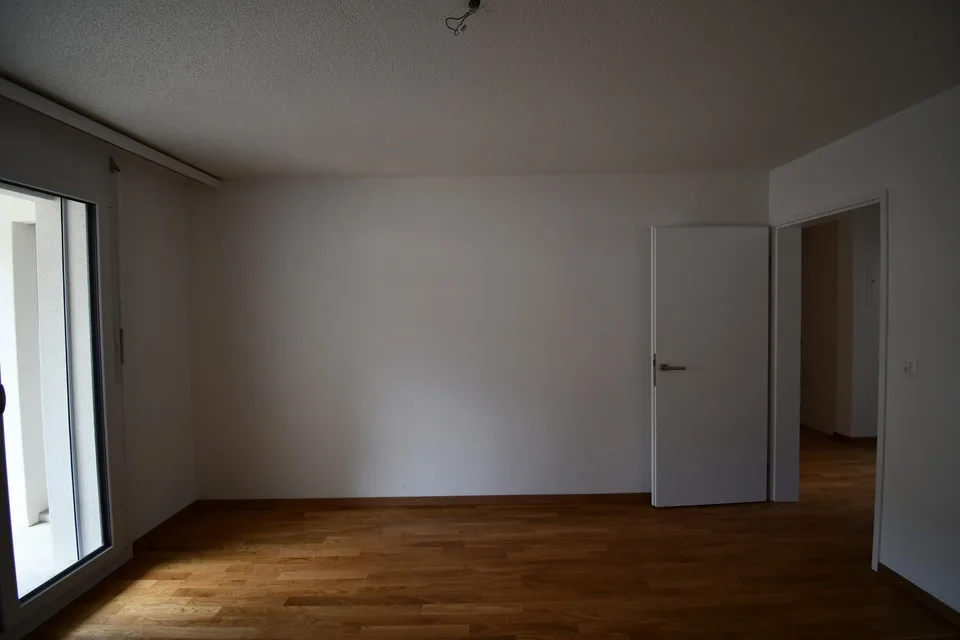 "Neu renovierte 3.5-Zimmer Wohnungen an begehrter Lage zu vermieten"