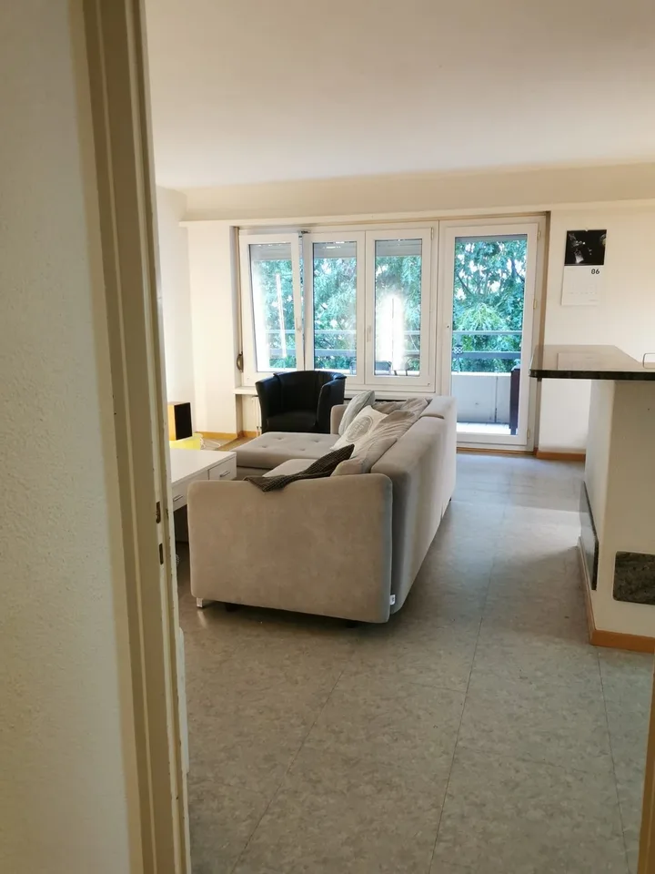 Zimmer in 4.5-Zimmer-Wohnung in Lenzburg zur Untermiete
