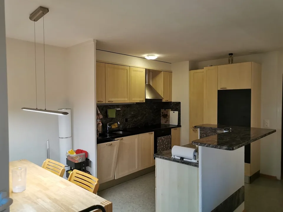 Zimmer in 4.5-Zimmer-Wohnung in Lenzburg zur Untermiete