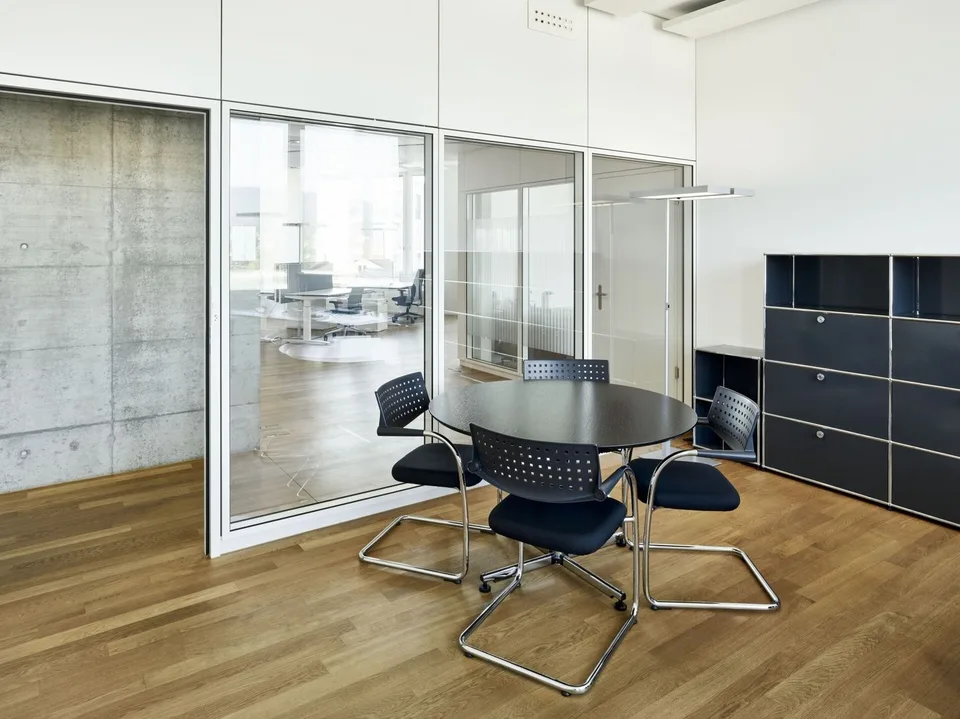 Polygon - Repräsentativer Unternehmensstandort mit ca. 1'650 m²