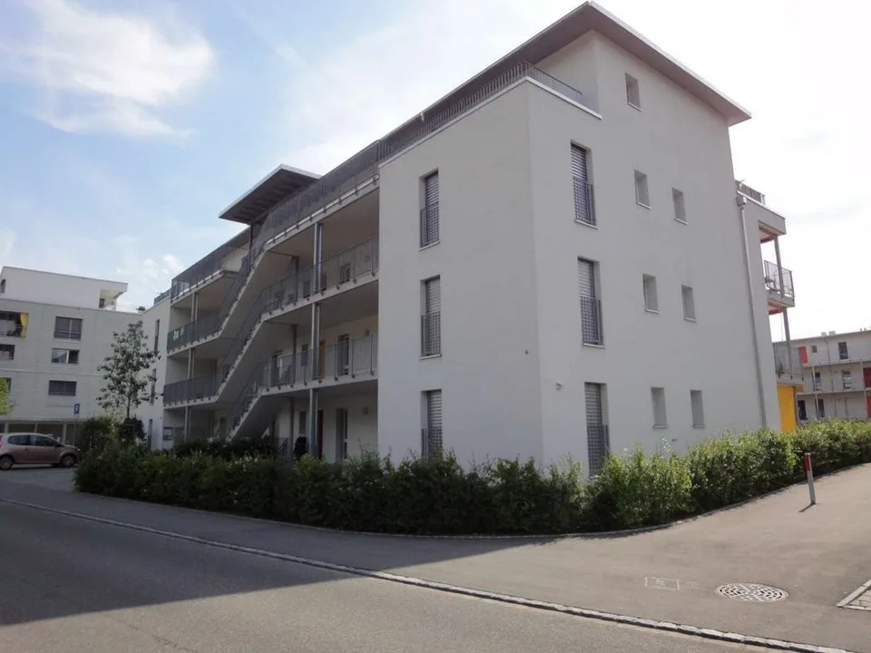 Motorradplätze in Tiefgarage zu vermieten