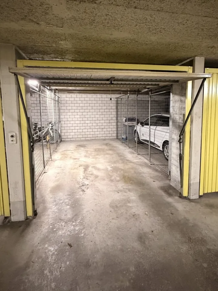 Geschlossene Garagenbox