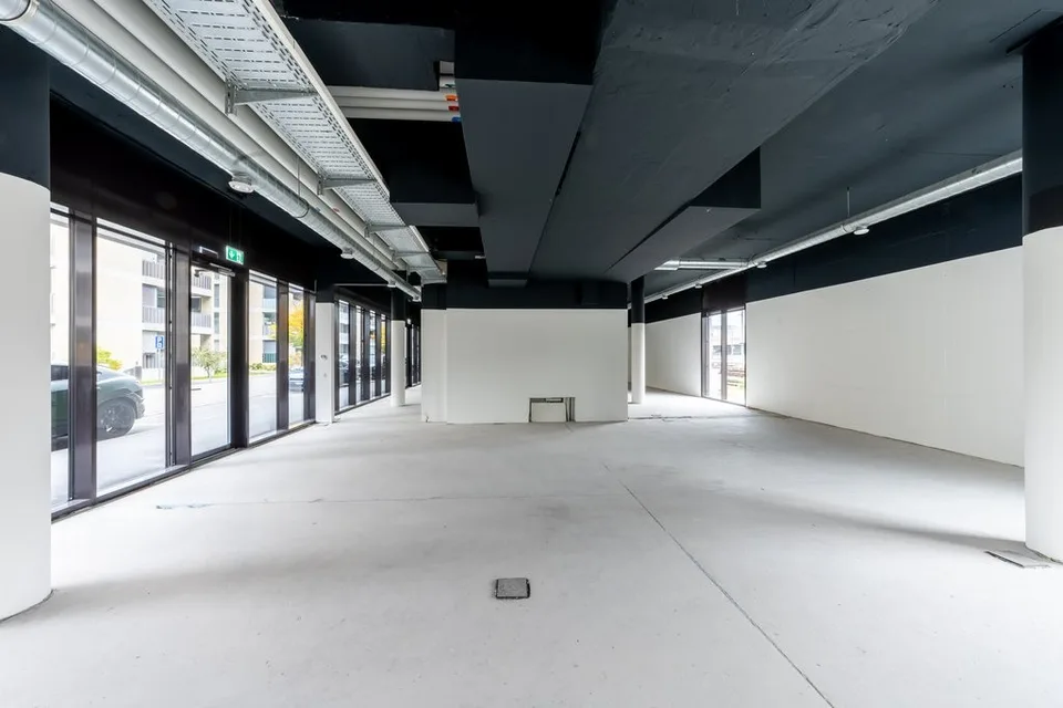 103m2 bis 230m2 Gewerbe-/Bürofläche direkt am Bahnhof zu vermieten