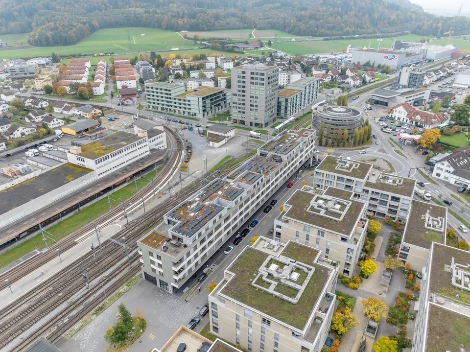 103m2 bis 230m2 Gewerbe-/Bürofläche direkt am Bahnhof zu vermieten