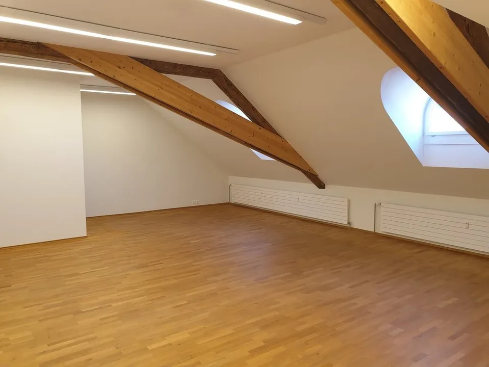 Attraktiver Publikumsraum inmitten der Altstadt von Aarau zu vermieten