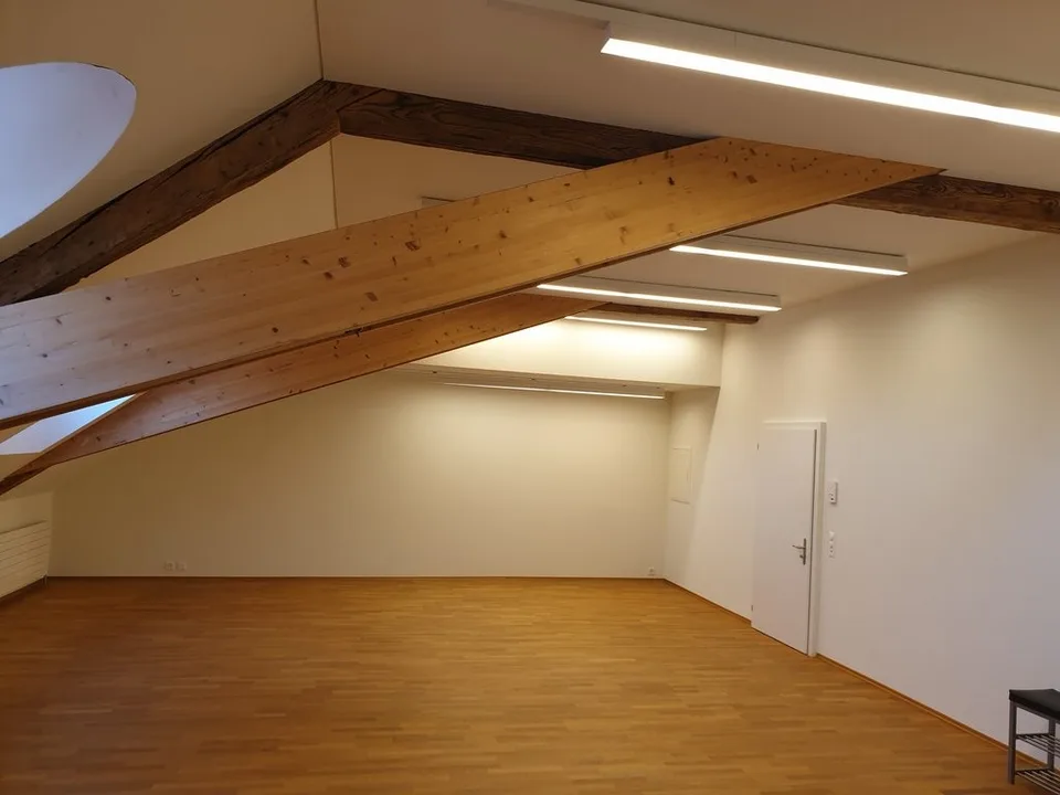 Attraktiver Publikumsraum inmitten der Altstadt von Aarau zu vermieten
