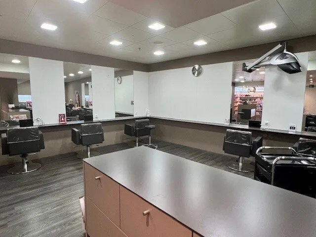 Gewerberaum - aktuell Coiffeur zu vermieten