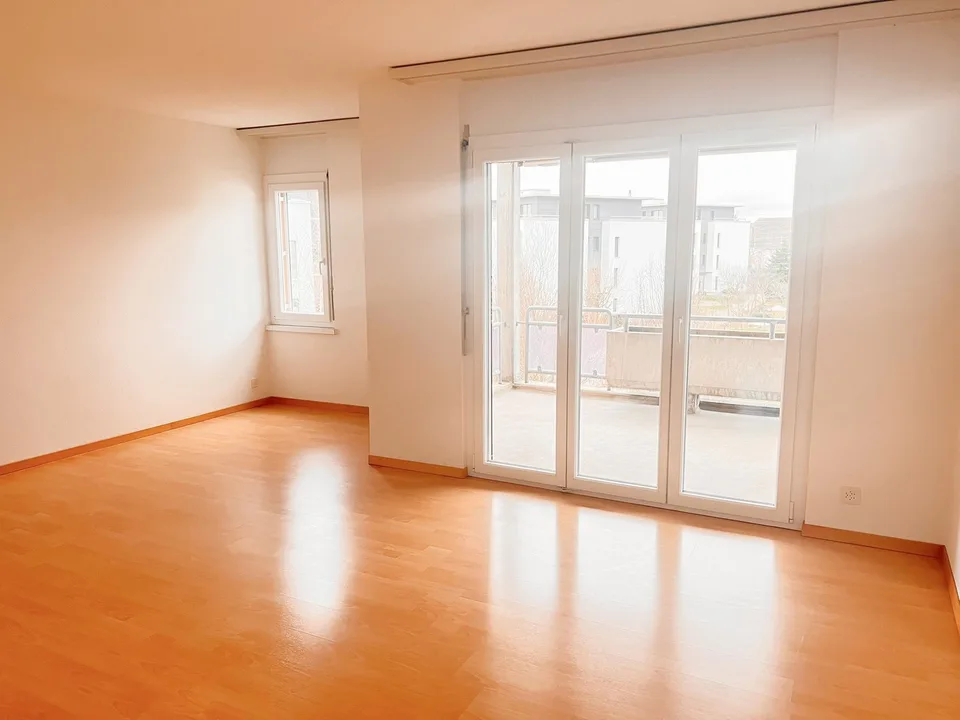 Grosszügige 1.5-Zimmer-Wohnung mit Balkon in ruhigem Quartier