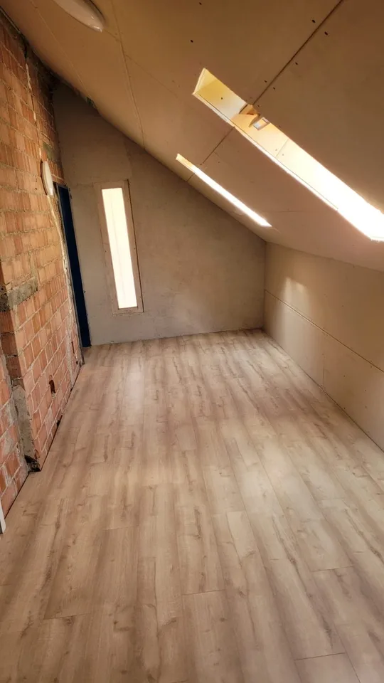 Ampio appartamento di 5,5 locali con balcone e vista panoramica a Egerkingen