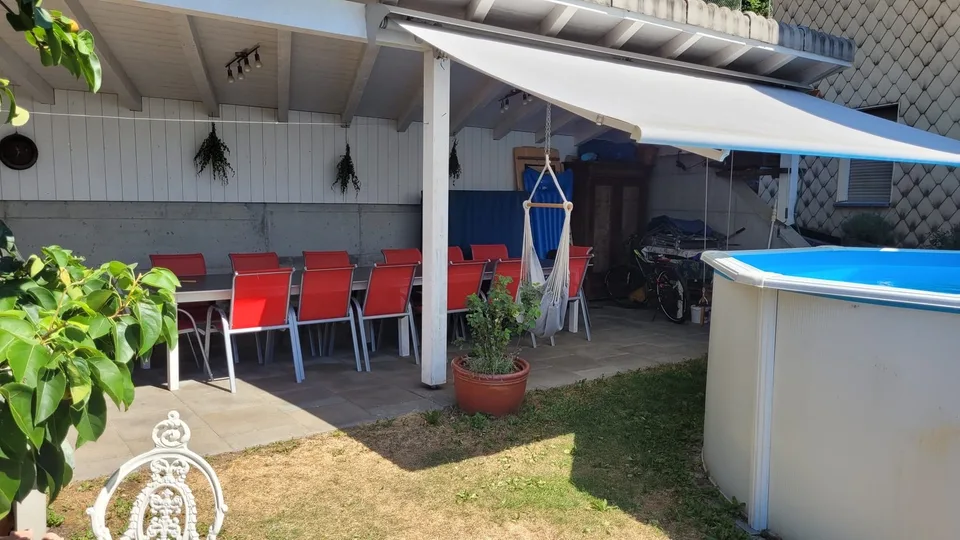 Ampio appartamento di 5,5 locali con balcone e vista panoramica a Egerkingen