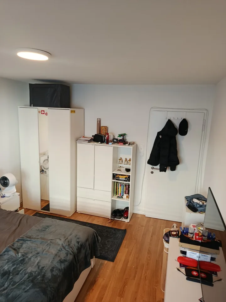 Cozy Room in a 2 person shared flat-Available immediately