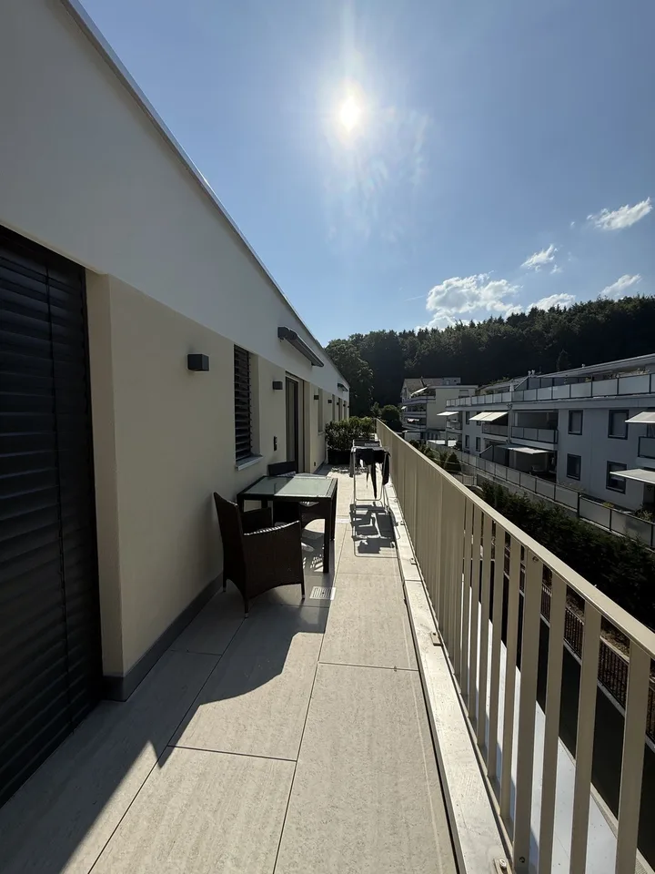 2.5 Zimmer Wohnung mit grosser Terrasse