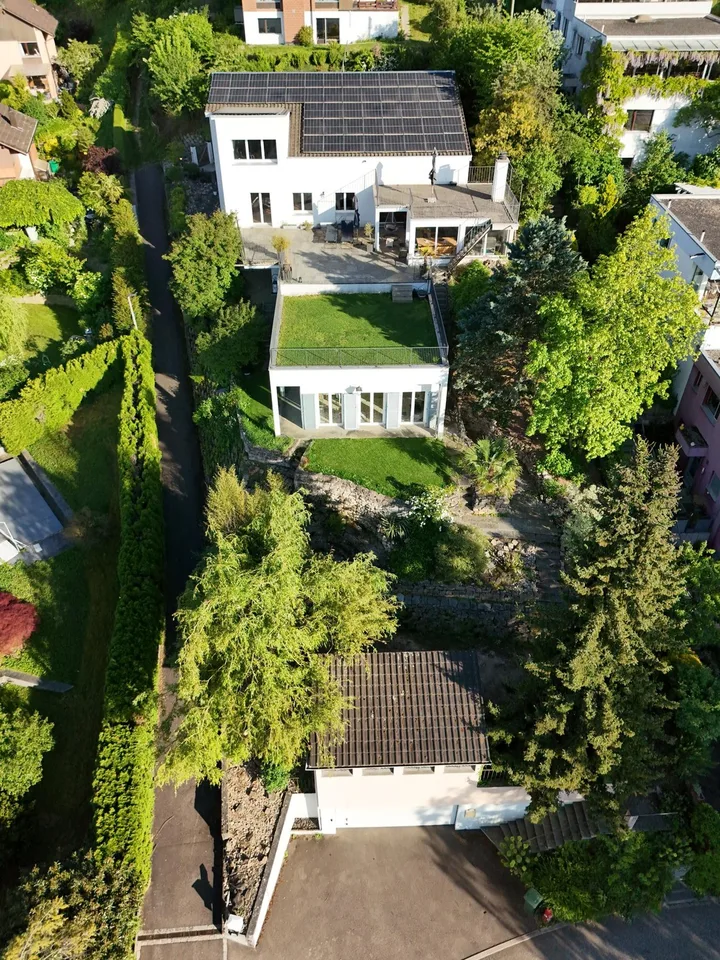 Top-moderne 5.5-Zimmer-Villa in Dornach – Charmant modernisiert & Nachhaltig