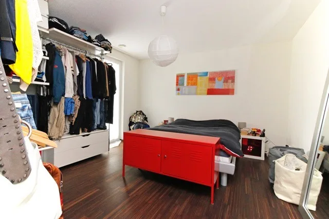 Geräumige, moderne 4.5-Zimmerwohnung mit grossem Garten