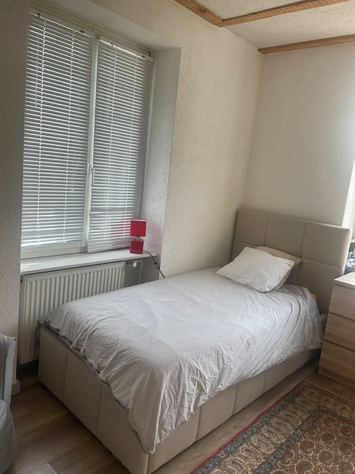 Furnished room in Zwingen => 25 min Basel SBB