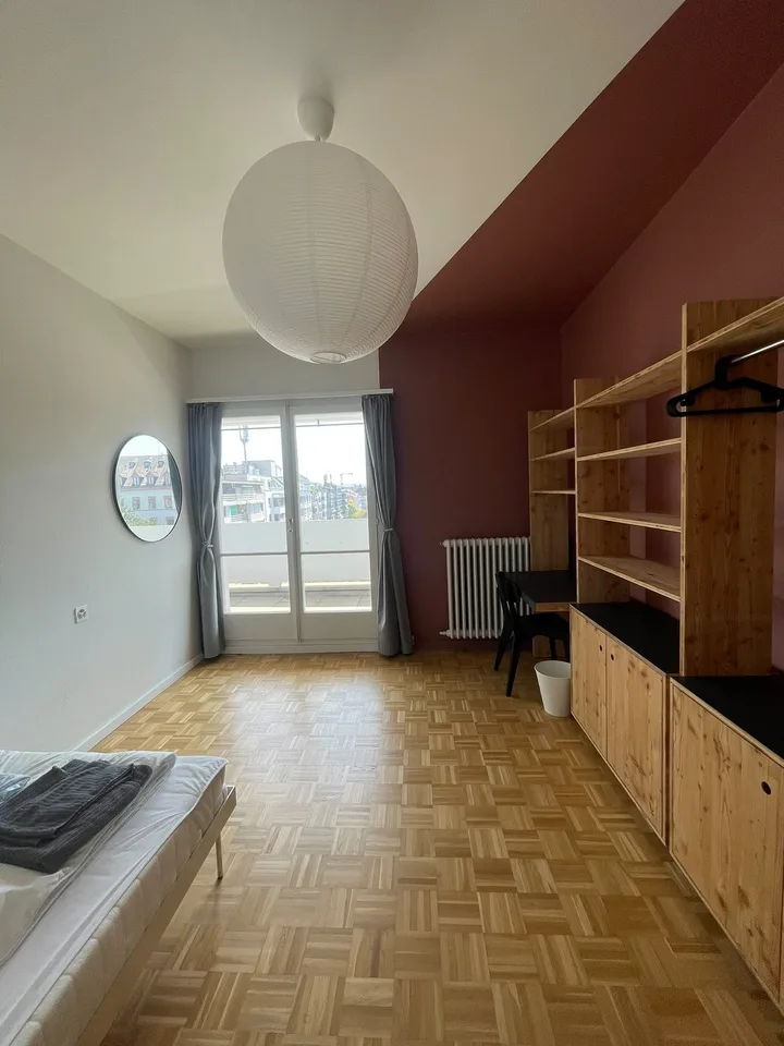 🌸 Fully Furnished Room for Rent in Shared Apartment (Women Only) 🌸