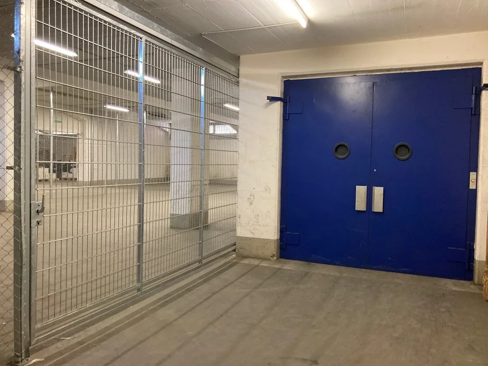 261 m2 Lagerfläche auf dem Dreispitz zu vermieten