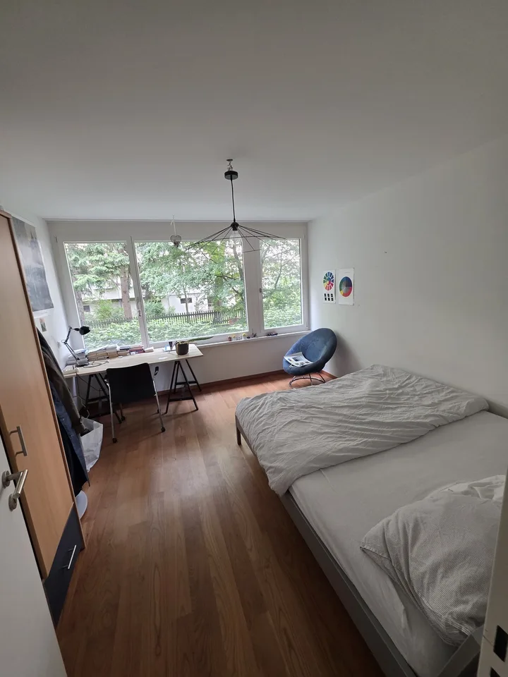 Möblierte 4.5-Zimmer-Wohnung mit Garten – direkt am Rhein in Basel