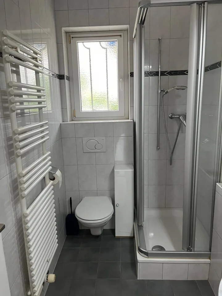 3 Zimmer EG Wohnung mit Garten und Sitzplatz