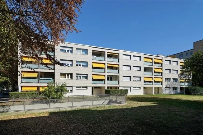 Zweier WG-Neugründung in 4 Zimmer Wohnung