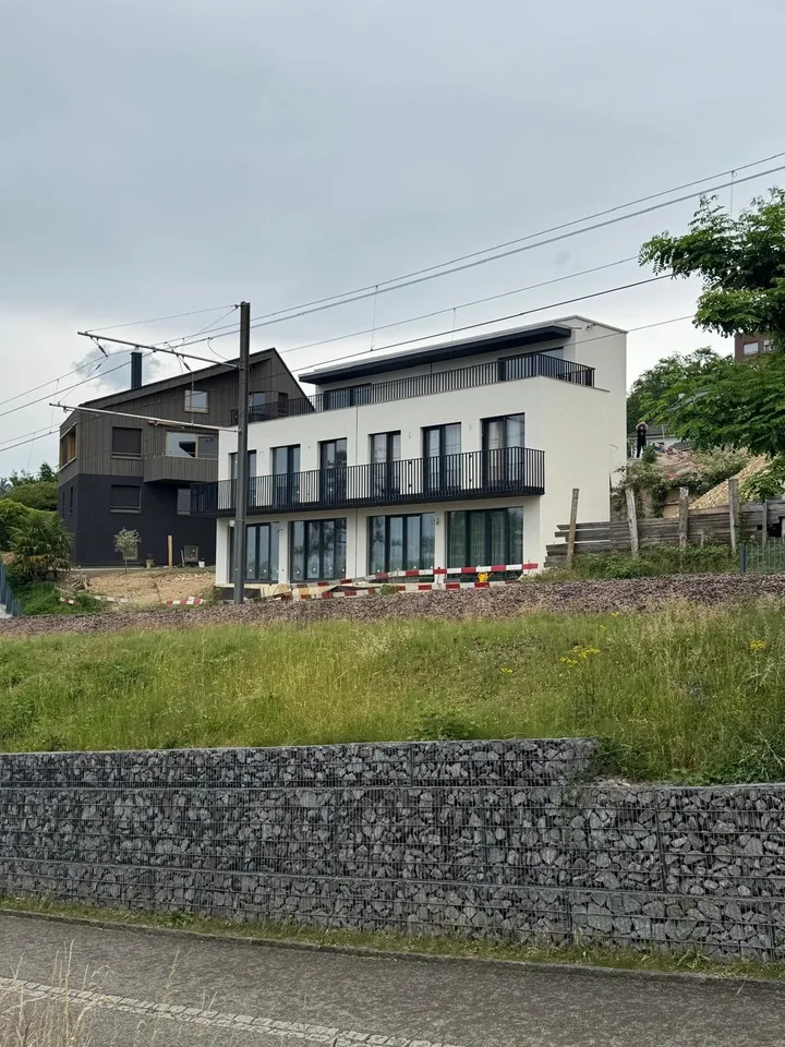 Attraktives 5-Zimmer-Haus mit eigenem Garten und sonniger Terrasse – Bezug ab 1. September 2026