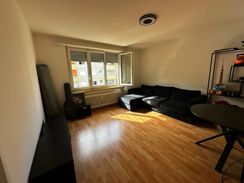 3-Zimmer-Wohnung (75 m²)