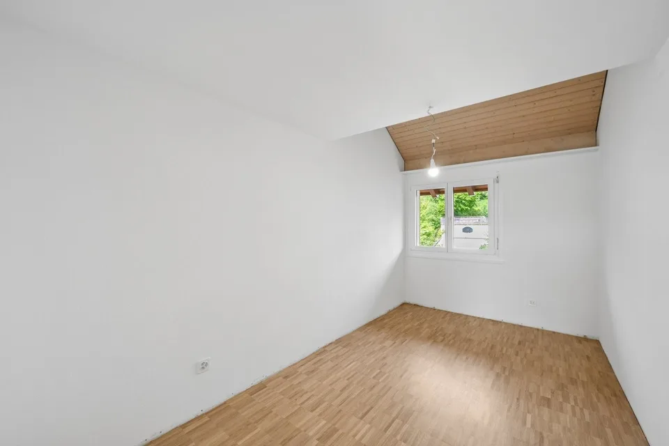 Erstbezug nach Sanierung -  Maisonettewohnung mit Gartensitzplatz