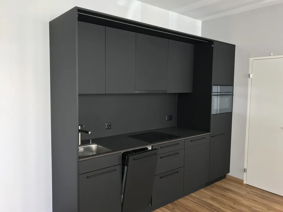 Erstvermietung - modernes Studio mit aussergewöhnlcher Privatterasse in Rheinnähe