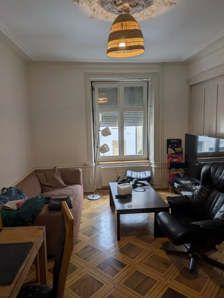 Room in shared apartment