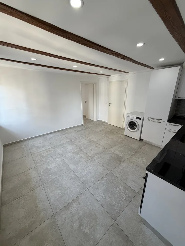 Zentrale 2.5 Zimmer Wohnung an der mittleren Brücke