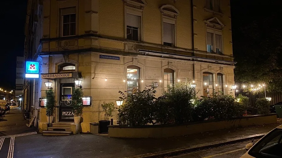 Schlüsselfertiges Kult-Restaurant «Nordbahnhof» im St. Johann – Gastro-Bijou mit grossem Garten & Vollausstattung (Plug & Play)