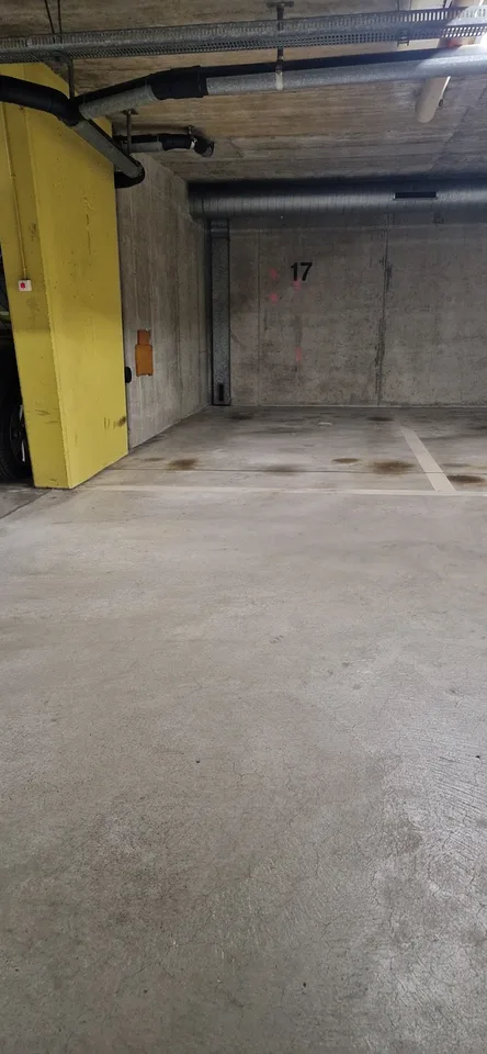 Parkplatz in Tiefgarage Eisenbahnweg Basel
