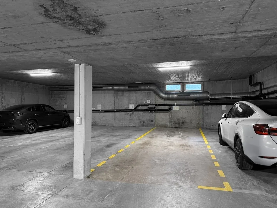 Doppeleinstellplatz zu vermieten
