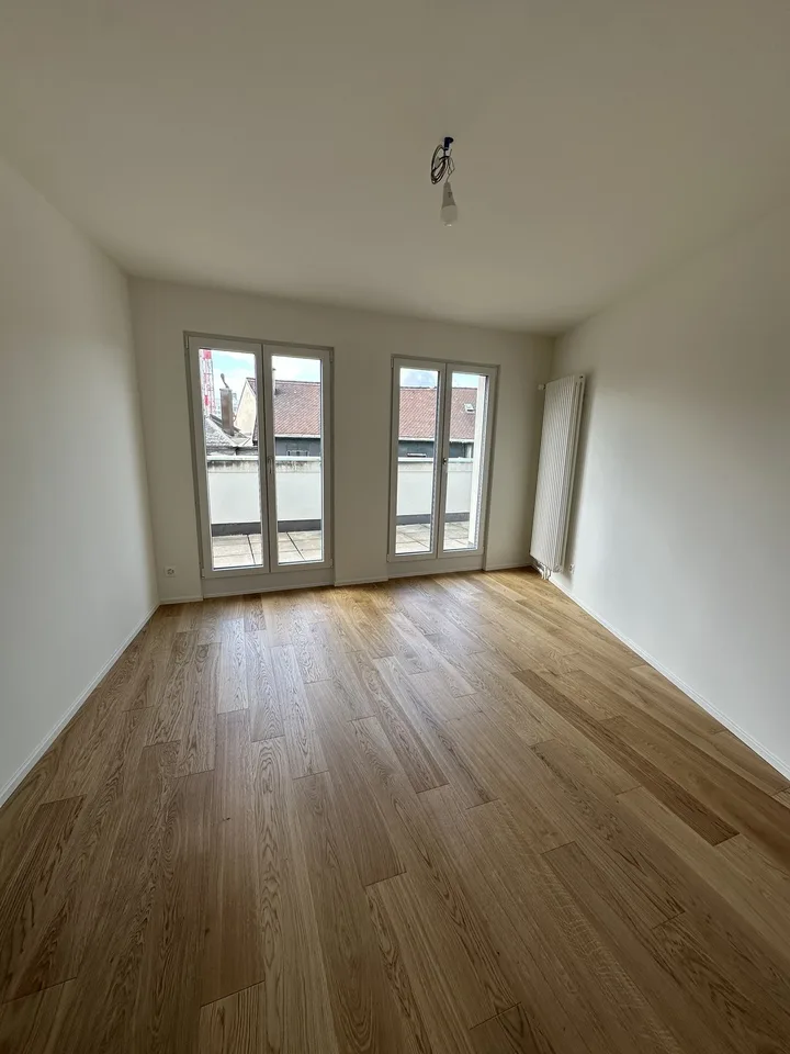 Erstvermietung nach Sanierung mit Rheinblick!