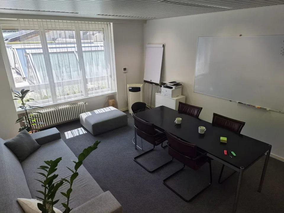 Büro (möbliert) an perfekter Lage, zentral am Aeschenplatz / nahe Bahnhof untermieten