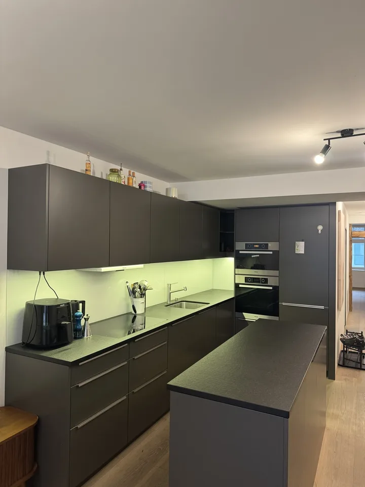 Moderne 2-Zimmer Wohnung in Alt Stadt Basel