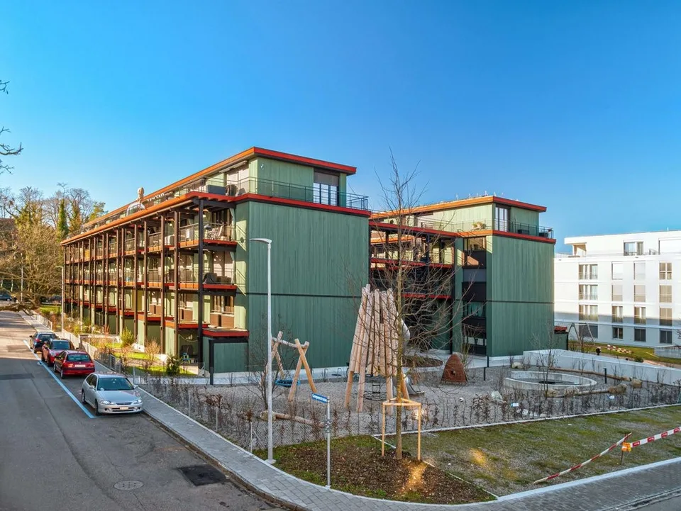 Motorrad-Einstellhallenplätze in Birsfelden zu vermieten